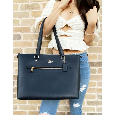 gallery tote coach